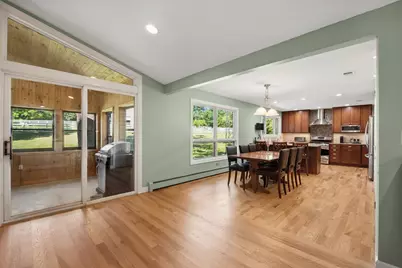 3605 Oak Ridge Road, Crystal Lake, IL 60012 - Photo 6