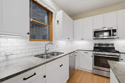 1054 N Hermitage Avenue #1, Chicago, IL 60622 - Photo 8