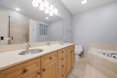 1054 N Hermitage Avenue #1, Chicago, IL 60622 - Photo 14