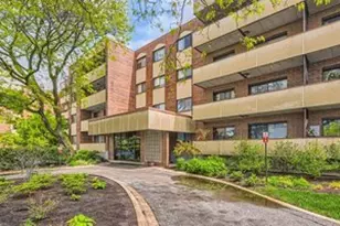 9242 Gross Point Rd, Skokie, IL 60077 - Photo 1