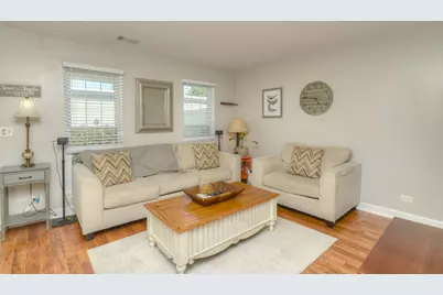 1265 Downing Street, Roselle, IL 60172 - Photo 4