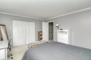 1265 Downing St, Roselle, IL 60172 - Photo 16