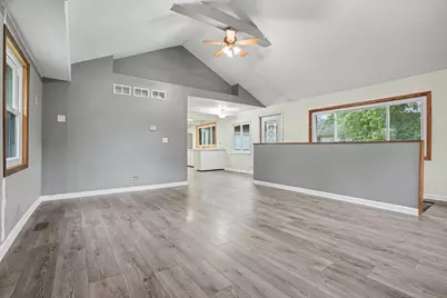 26330 W Grapevine Avenue, Antioch, IL 60002 - Photo 6