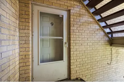 14501 Keystone Avenue #9, Midlothian, IL 60445 - Photo 4