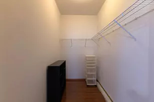 2549 Lincoln Park Ct, Crest Hill, IL 60403 - Photo 10
