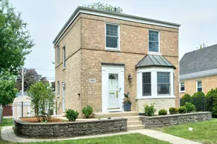 8310 N Oriole Ave, Niles, IL 60714 - Photo 2