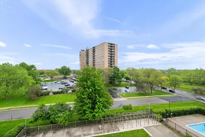 7141 N Kedzie Avenue #601, Chicago, IL 60645 - Photo 16