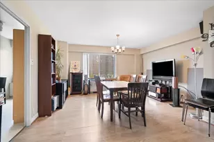 7141 N Kedzie Ave, Chicago, IL 60645 - Photo 6