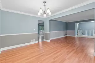 36W340 Huntley Rd, Dundee, IL 60118 - Photo 8