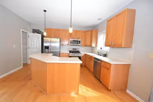3301 Banford Cir, Lake in the Hills, IL 60156 - Photo 6