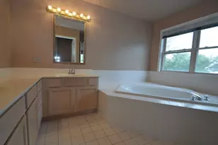 3301 Banford Cir, Lake in the Hills, IL 60156 - Photo 20