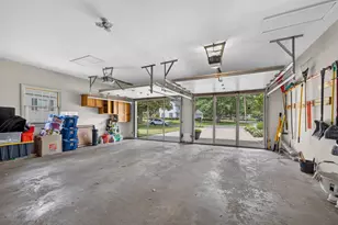 1340 Williamsburg Rd, Rockford, IL 61107 - Photo 36
