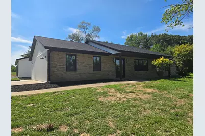 956 Auburn Lane SE, Orangeville, IL 62939 - Photo 1