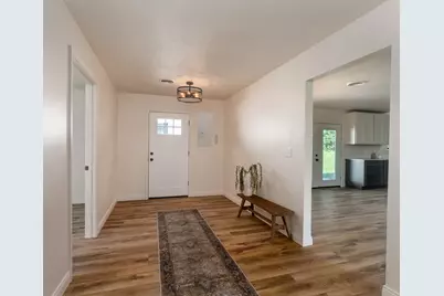 956 Auburn Lane SE, Orangeville, IL 62939 - Photo 34