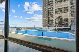 6033 N Sheridan Rd, Chicago, IL 60660 - Photo 24