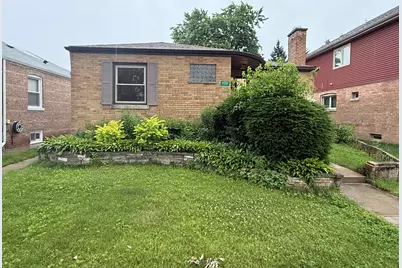 9559 S Mozart Avenue, Evergreen Park, IL 60805 - Photo 1