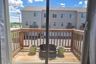 612 Spring Leaf Dr, Joliet, IL 60431 - Photo 16