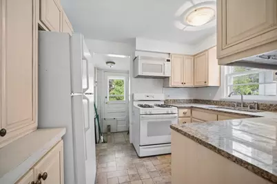 735 Prairie Avenue, Barrington, IL 60010 - Photo 6