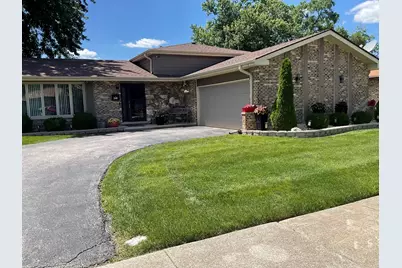 246 S Ingleside Avenue, Glenwood, IL 60425 - Photo 1