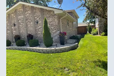 246 S Ingleside Avenue, Glenwood, IL 60425 - Photo 2