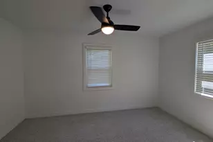 527 Sehring St, Joliet, IL 60436 - Photo 8
