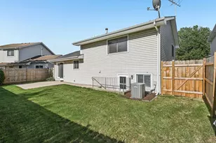 1036 E Meadow Lake Dr, Palatine, IL 60074 - Photo 36