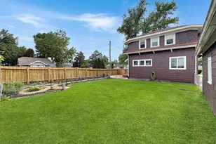 904 S McKinley Ave, Freeport, IL 61032 - Photo 2