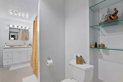 745 N Throop Street, Chicago, IL 60642 - Photo 14