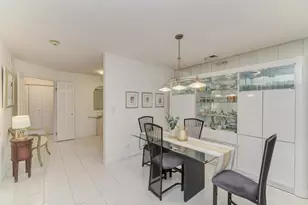 4000 Dundee Rd, Northbrook, IL 60062 - Photo 10