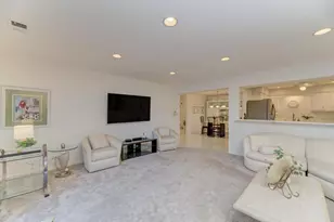 4000 Dundee Rd, Northbrook, IL 60062 - Photo 8