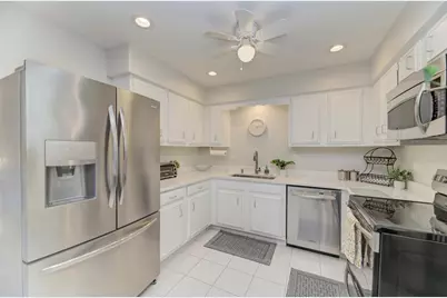 4000 Dundee Road #107, Northbrook, IL 60062 - Photo 12