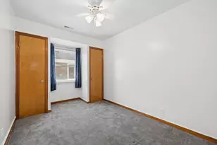 11705 S Meadow Ln Dr, Merrionette Park, IL 60803 - Photo 8