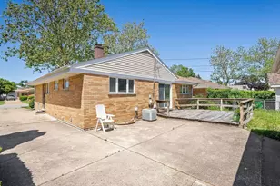 10809 Claridge Ave, Westchester, IL 60154 - Photo 10