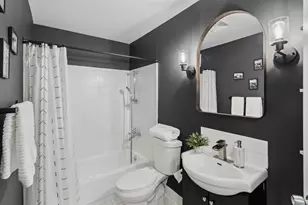 2249 N Enlund Dr, Palatine, IL 60074 - Photo 16