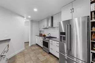 2249 N Enlund Dr, Palatine, IL 60074 - Photo 6