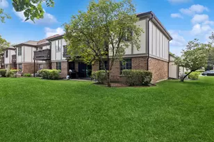 2249 N Enlund Dr, Palatine, IL 60074 - Photo 22