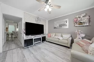 1324 S 48th Ct, Cicero, IL 60804 - Photo 14