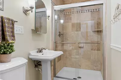 770 Highland Avenue, Glen Ellyn, IL 60137 - Photo 10