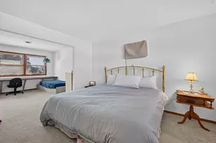 89 S Clarendon Ave, Addison, IL 60101 - Photo 28
