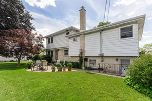 89 S Clarendon Ave, Addison, IL 60101 - Photo 56