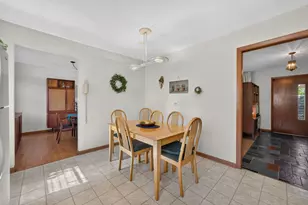 89 S Clarendon Ave, Addison, IL 60101 - Photo 16
