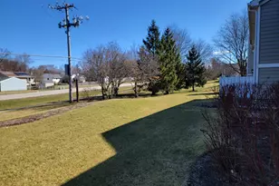 2992 Heatherwood Ct, Schaumburg, IL 60194 - Photo 18