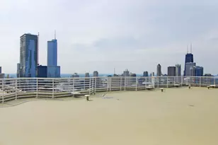 195 N Harbor Dr, Chicago, IL 60601 - Photo 26