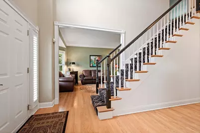 2412 Shaker Court, Naperville, IL 60564 - Photo 2