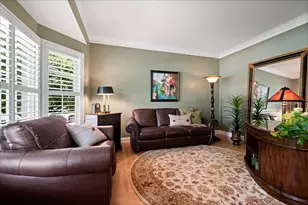 2412 Shaker Ct, Naperville, IL 60564 - Photo 4