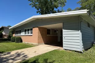 461 Titonka St, Park Forest, IL 60466 - Photo 1
