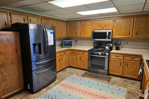 17042 Lockwood Ave, Oak Forest, IL 60452 - Photo 8