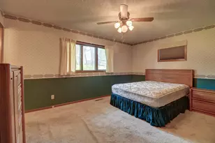 801 N Lime St, Albany, IL 61230 - Photo 6