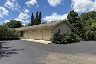 1842 Thomas Atkinson Rd, Inverness, IL 60067 - Photo 14