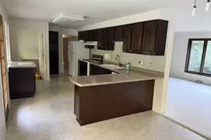 1842 Thomas Atkinson Rd, Inverness, IL 60067 - Photo 8